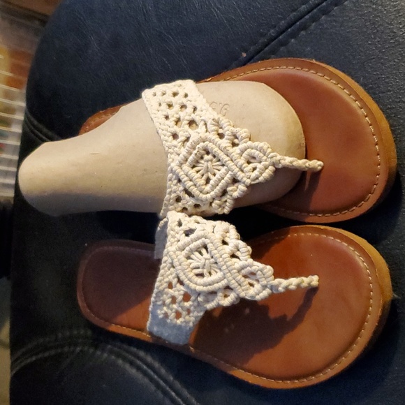 Time and Tru Shoes - Size 6